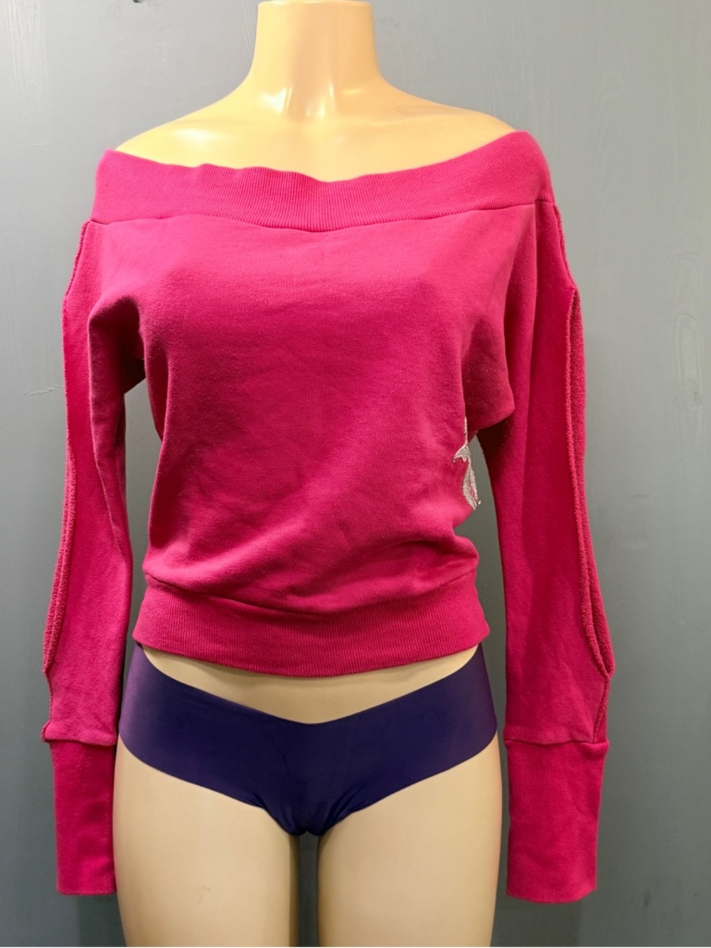No Jeans Pink Off Shoulder Cutout Sleeve Sweatshirt Top Small